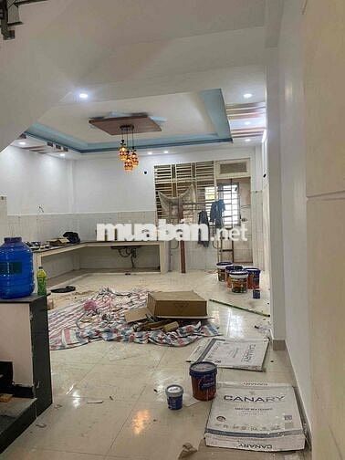 Nhà 5x20m đúc 3 tấm hẻm xe tải thông, gần trường tiểu học Kim Đồng