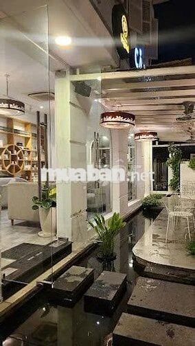 🏡 Cho Biệt thự 2 mặt tiềnm ngang 14M Quận 1