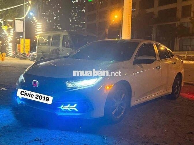 Honda Civic 2019 G 1.8 AT - 60000 km