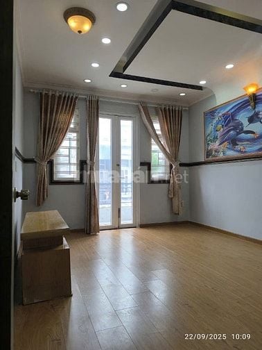 Bán nhà dt 52m2 đúc 4 tầng hẻm ô tô phường Hiệp Thành giá 4 tỷ 580.