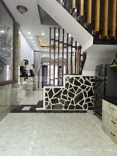 Bán nhà dt 52m2 đúc 4 tầng hẻm ô tô phường Hiệp Thành giá 4 tỷ 580.