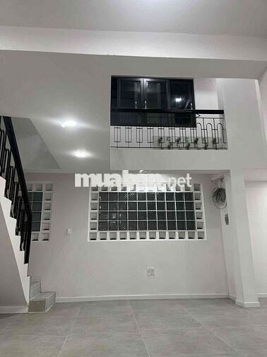cho thuê nhà nguyên căn mới sạch sẽ. 3pn3wc Lê quang định p7, BT