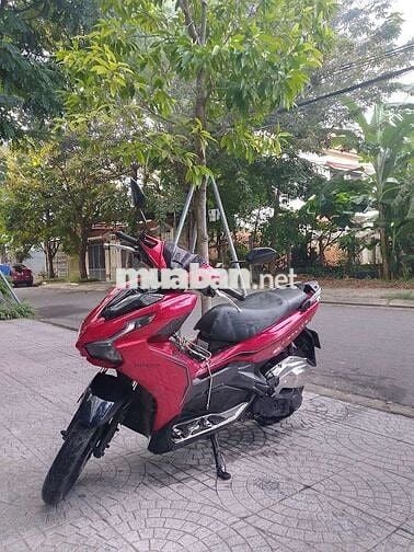 Mua xe AB đỏ đón tết đỏ như son
