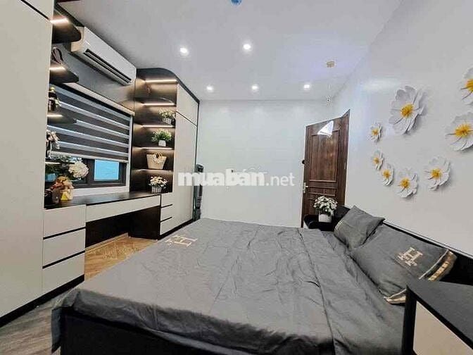 SIÊU PHẨM HOÀNG MAI , Ô TÔ ĐỖ CỬA , NHÀ MỚI TINH FUN NỘI THẤT DT 52 M