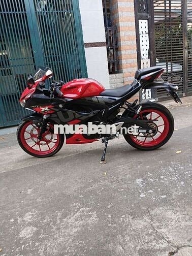 Can ban xe gsx 2023 chi 4000km xe dep nhu moi