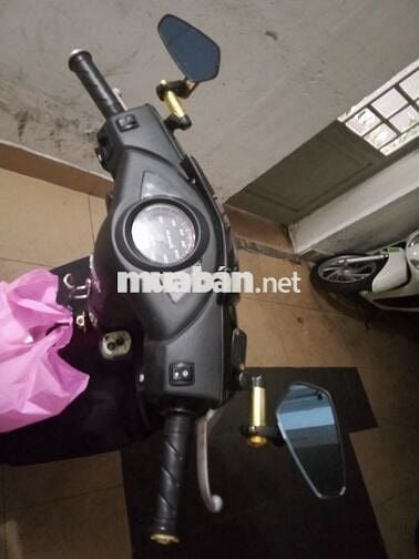 NHÀ CHẬT CẦN THANH LÝ CHIẾC XE NHƯ HÌNH