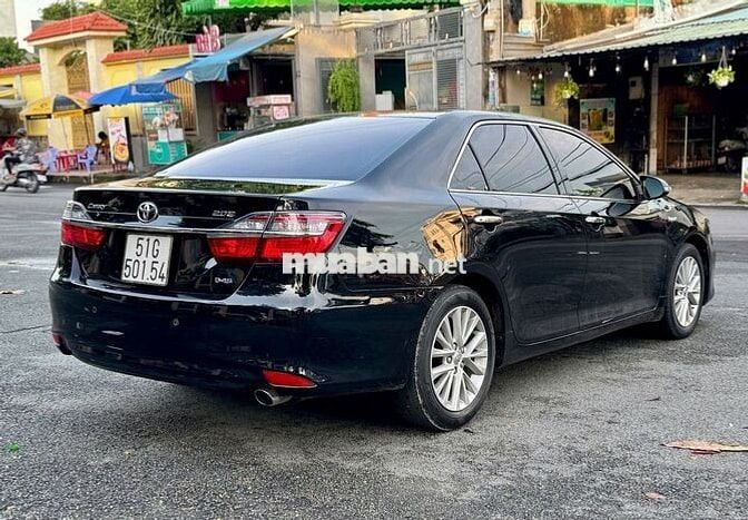 Camry 2017 2.0E chất xe đẹp, không lỗi rất mới