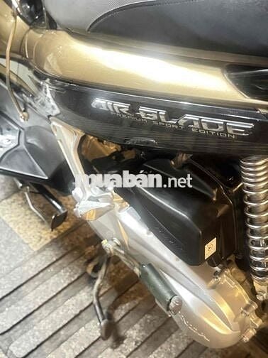 Xe AB 110 đời 2012 màu vàng đen cần bán