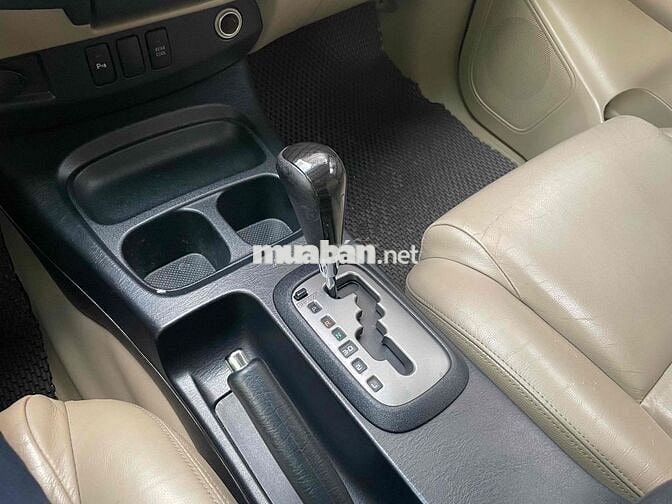 Toyota Fortuner xăng 2.7V 2014 1 cầu bks Hà Nội