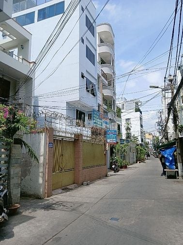 Chủ giảm ngay 400 triệu – nhà đẹp vuông vức hẻm Hòa Hưng, giá nhỉnh 6T