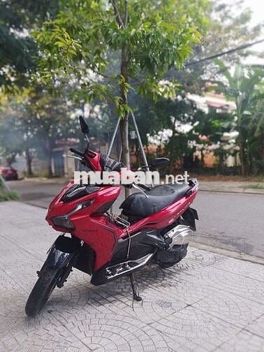 Mua xe AB đỏ đón tết đỏ như son