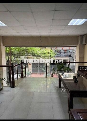 Tôi cần bán nhà Nguyễn Hữu Thọ 9tầng full nội thất.