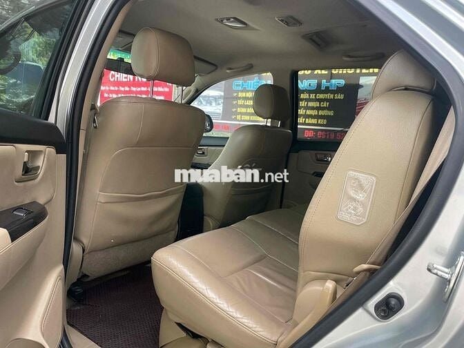 Toyota Fortuner xăng 2.7V 2014 1 cầu bks Hà Nội