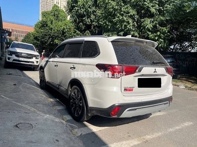 Mitsubishi Outlander sản xuất 2021