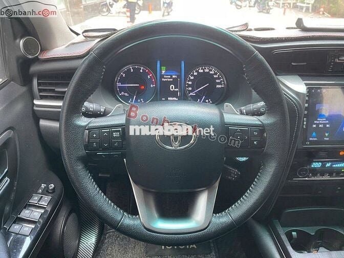 Toyota Fortuner 2.4L 4x2 AT 2022 - 938 Triệu