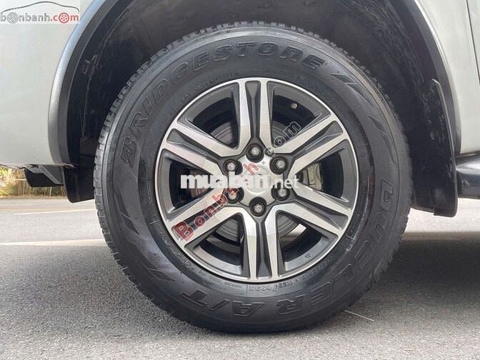 Toyota Fortuner 2.4L 4x2 AT 2022 - 938 Triệu