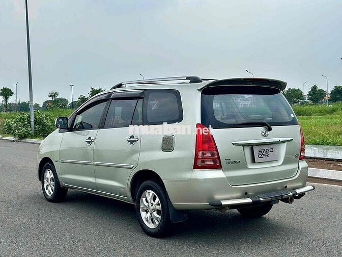 Toyota Innova 2007 G - 110000 km