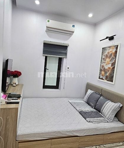 Cho thuê nhà nguyên căn tại Vương Thừa Vũ