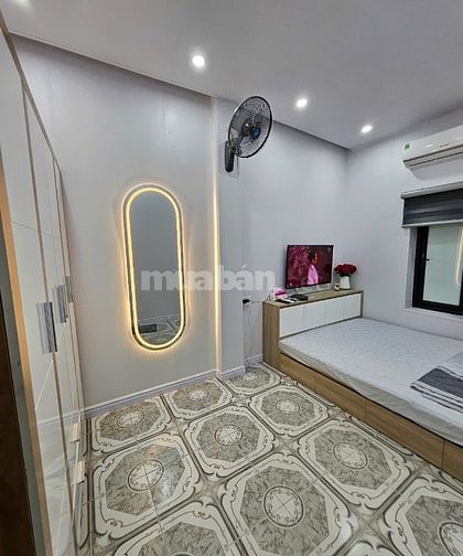 Cho thuê nhà nguyên căn tại Vương Thừa Vũ