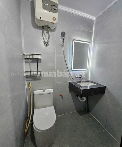 Cho thuê nhà nguyên căn tại Vương Thừa Vũ