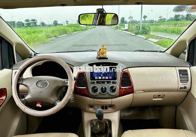 Toyota Innova 2007 G - 110000 km