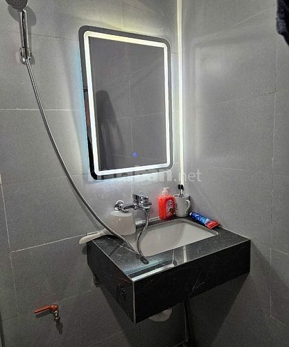 Cho thuê nhà nguyên căn tại Vương Thừa Vũ