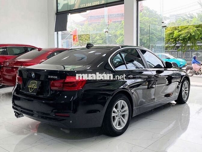 BMW 320i 2015 model 2016 35.000km một chủ từ đầu