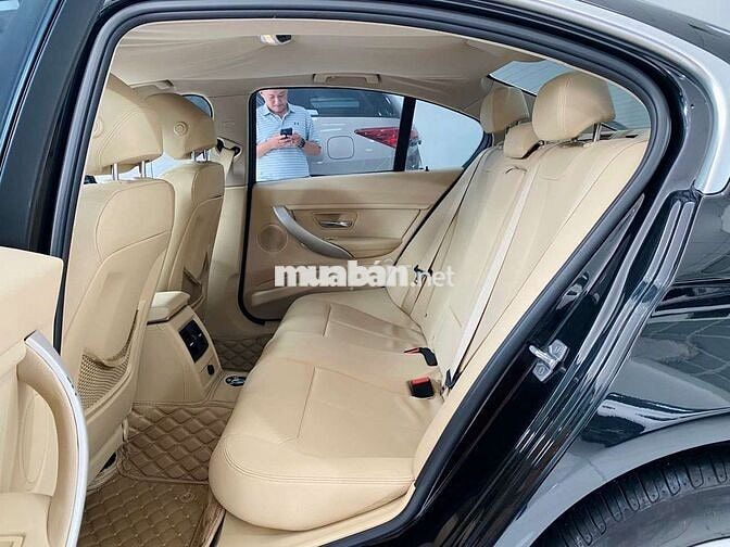 BMW 320i 2015 model 2016 35.000km một chủ từ đầu
