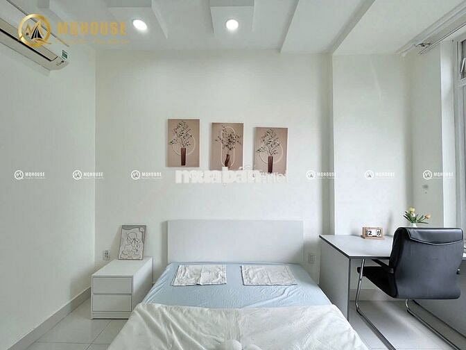 Căn hộ 2 phòng ngủ Tách bếp 50m Full nội thất Hoàng Hoa Thám Tân Bình