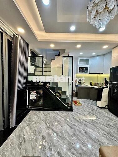 BẾN VÂN ĐỒN Q4- HẺM 6m- 23m2 - 2 TẦNG- GIÁ 4 TỶ NHỈNH