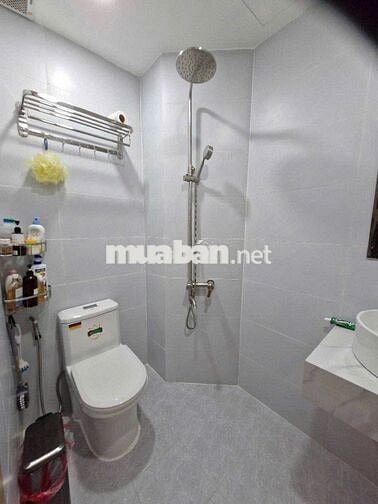 Bán Nhà PHỐ 1 TRỆT 2 LẦU XE HƠI VÀO TẬN NHÀ, Phú Châu, Tam Bình, TĐ
