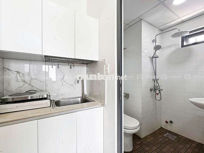 Cho thuê studio cửa sổ trời full nội thất