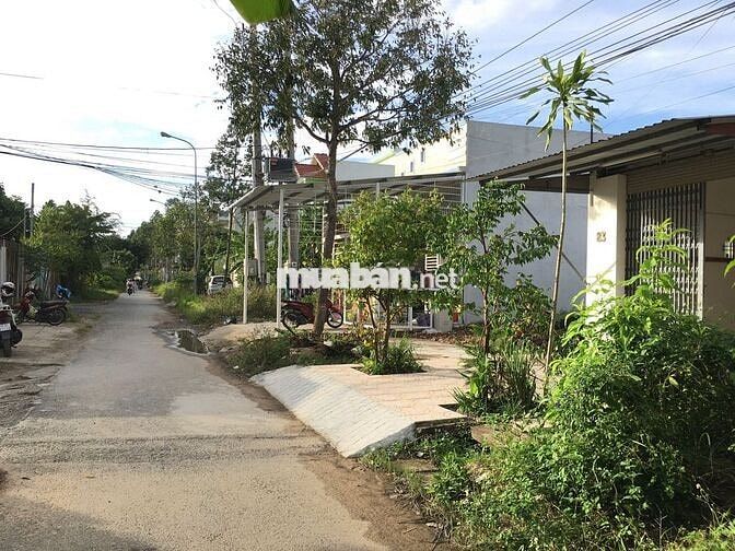 Cho thuê nhà mặt tiền 83 đường F2 KDC Bình Nhựt