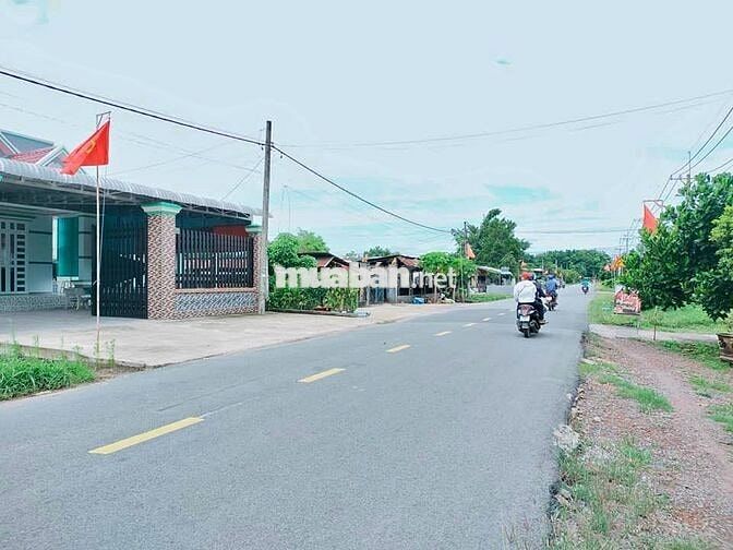 BÁN GẤP  LÔ 119m2 ĐẤT GIÁ 1,6 TỶ Đ.NGUYỄN ẢNH THỦ GẦN KCN VĨNH LỘC SHR
