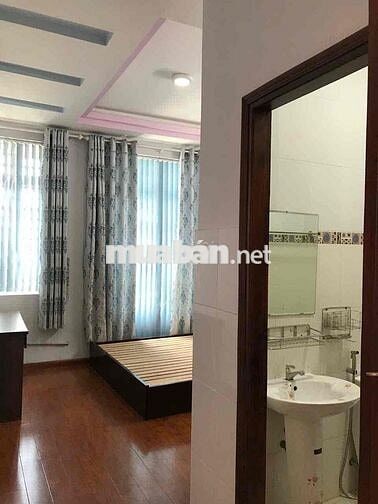 CHO THUÊ NHÀ ĐÚC 3 lầu 4 pn 5 wc