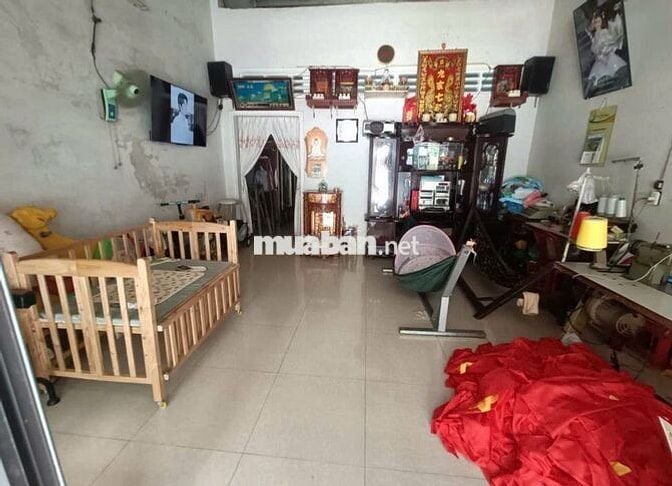 Hàng Ngộp Cần bán Nhanh Căn nhà Gần Chợ Việt Kiều 750tr Sổ Hồng Riêng