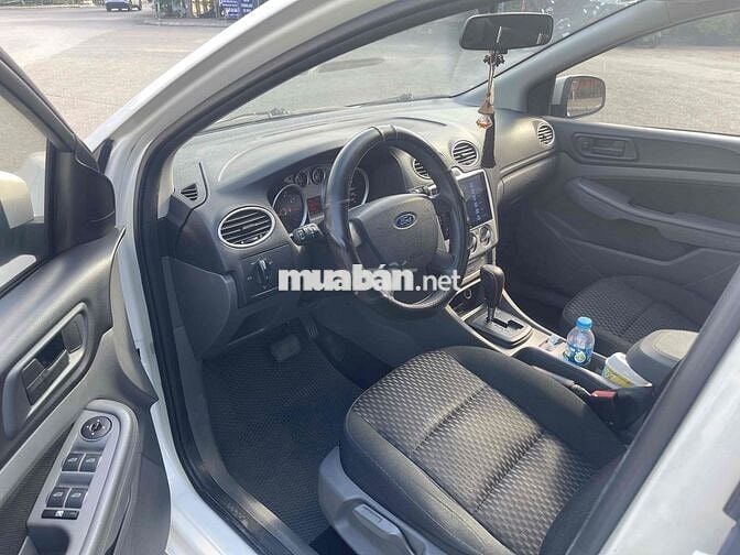 Ford Focus 2013 1.8 AT - 123456 km