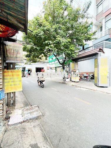 MẶT TIỀN KINH DOANH - ĐƯỜNG 10M - KHU BÀU CÁT – TÂN BÌNH - 4 PN, 4WC.