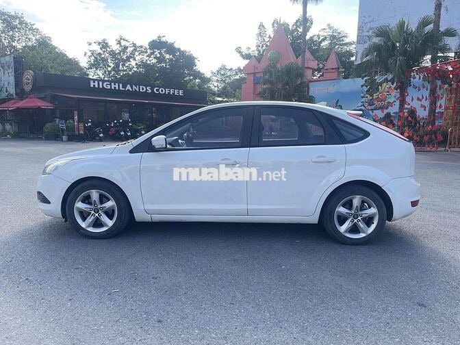 Ford Focus 2013 1.8 AT - 123456 km