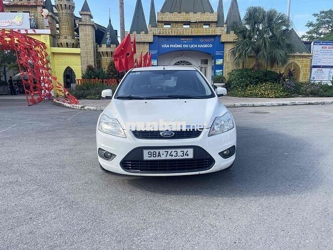 Ford Focus 2013 1.8 AT - 123456 km