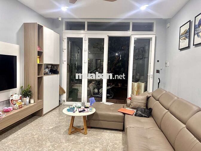 🔥 SIÊU PHẨM 3 TẦNG – ĐƯỜNG 8M – ĐỐI DIỆN CÔNG VIÊN, NGAY HOÀNG DIỆU 2