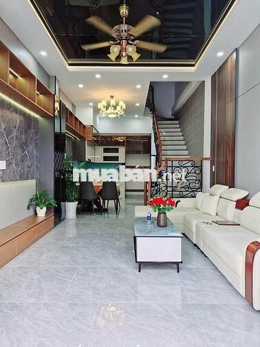 Kẹt Tiền Cần Bán Gấp Căn Nhà 1 Trệt 1 Lầu Giá Siêu Tốt