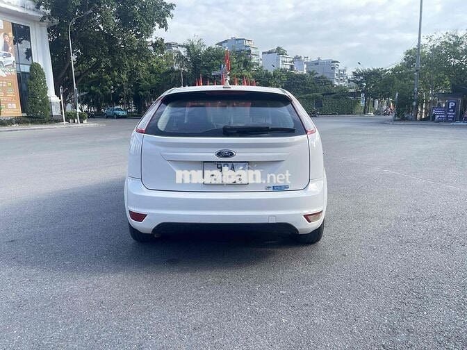 Ford Focus 2013 1.8 AT - 123456 km