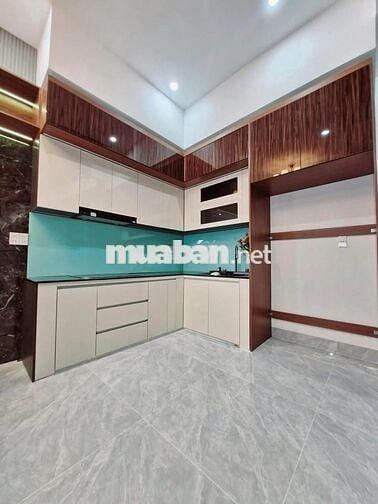 Kẹt Tiền Cần Bán Gấp Căn Nhà 1 Trệt 1 Lầu Giá Siêu Tốt