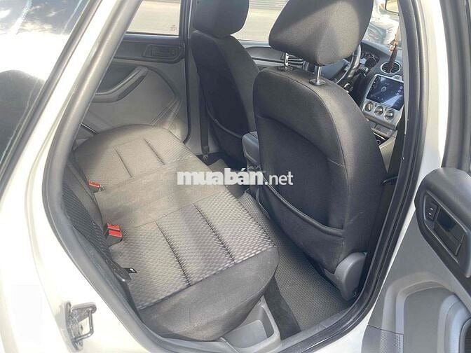 Ford Focus 2013 1.8 AT - 123456 km
