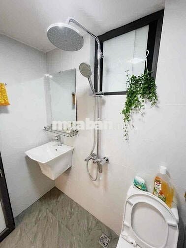 Bán CCMn Siêu Đẹp Tầng Trung 5/8 View Mặt Ngõ - Cạnh Royal City, Pico