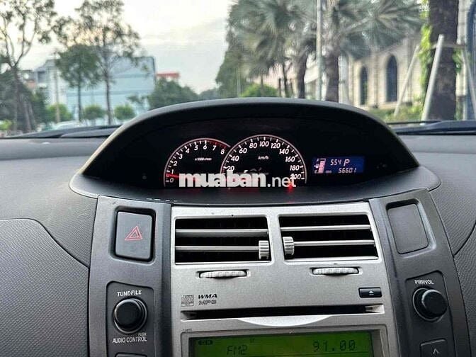 Toyota Yaris 2012 1.5 AT - 58000 km