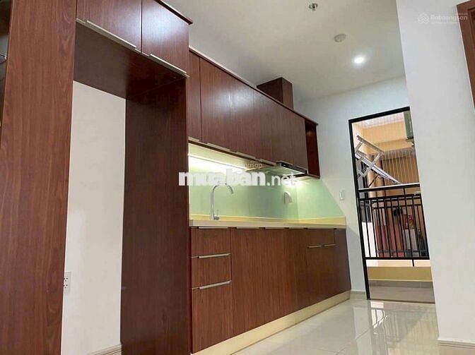 Bán Cityland Park Hills. 2pn 2wc.