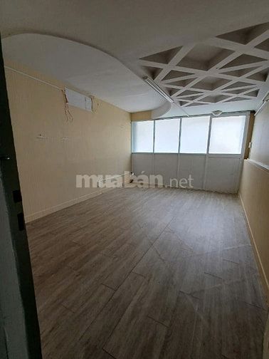Kẹt tiền cần bán gấp căn nhà sẵn HĐT 25 triệu/tháng mặt tiền Hoa Sứ