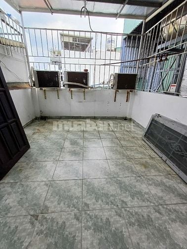 Kẹt tiền cần bán gấp căn nhà sẵn HĐT 25 triệu/tháng mặt tiền Hoa Sứ